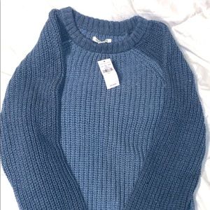 American Eagle blue sweater size L